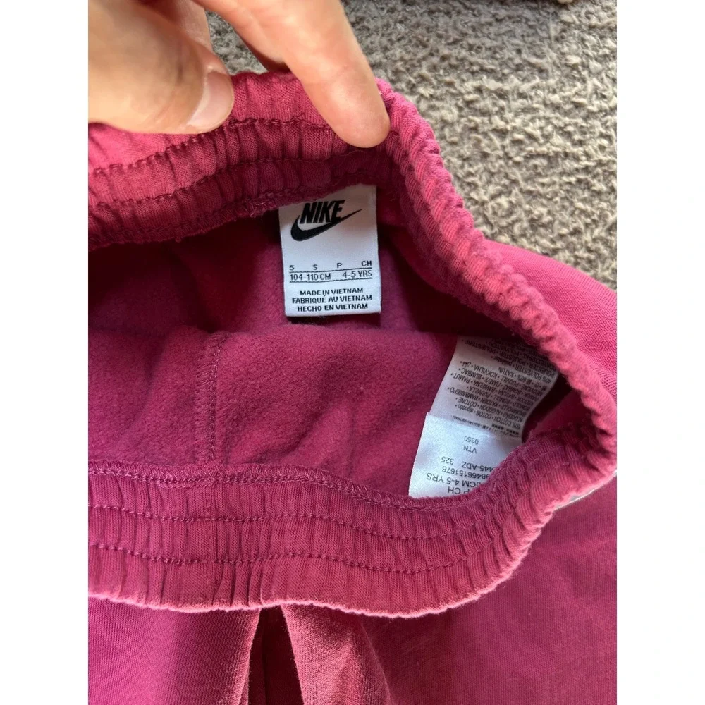 Nike Kids Berry Pink Fleece Tracksuit Full Zip Hoodie and Joggers Set Size 4-5Y